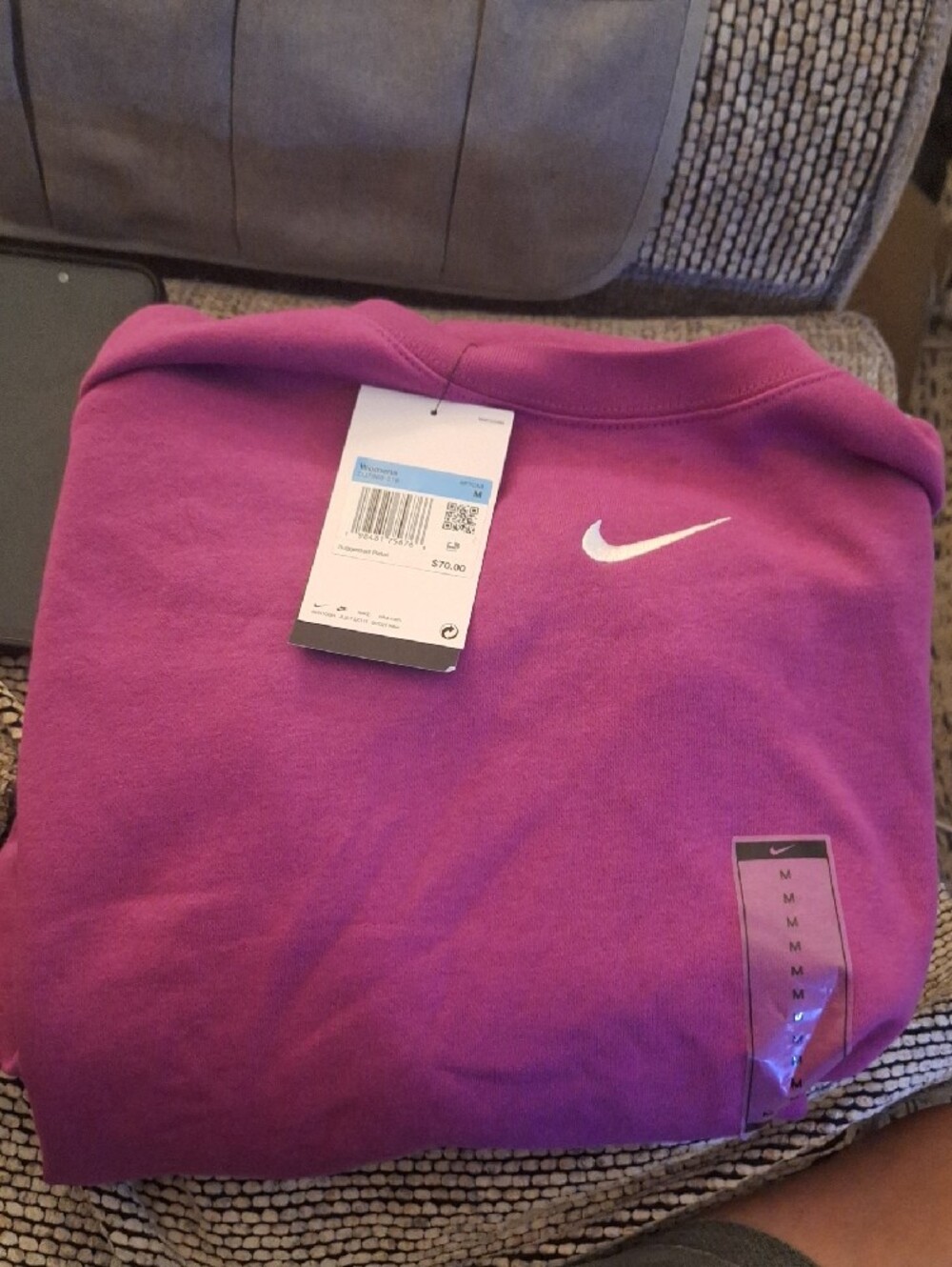 NWT Nike Women's Magenta Crewneck Sweatshirt with Swoosh - Picture 3 of 3